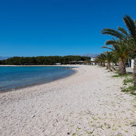 Charming Little House Vakantiehuis Povljana